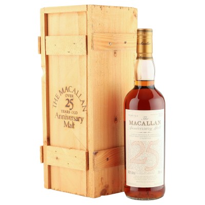 Macallan 1972 25 Year Old Anniversary Malt, UK Edition with Wooden Box