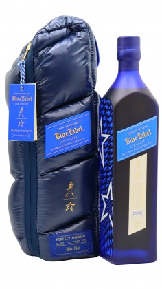 Johnnie Walker Blue Label Perfect Moment Ice Chalet Blended Scotc
